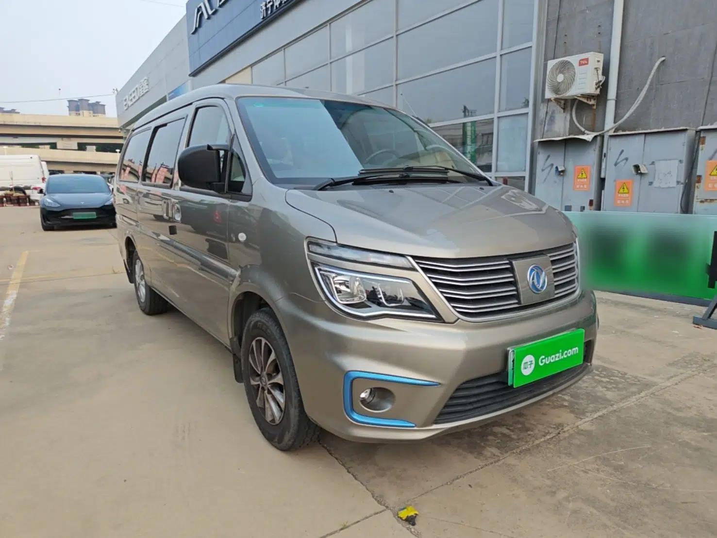 FORTHING Lingzhi M5 2020 Long-Range Version Comfort Model 7 Seats — миниатюра 3