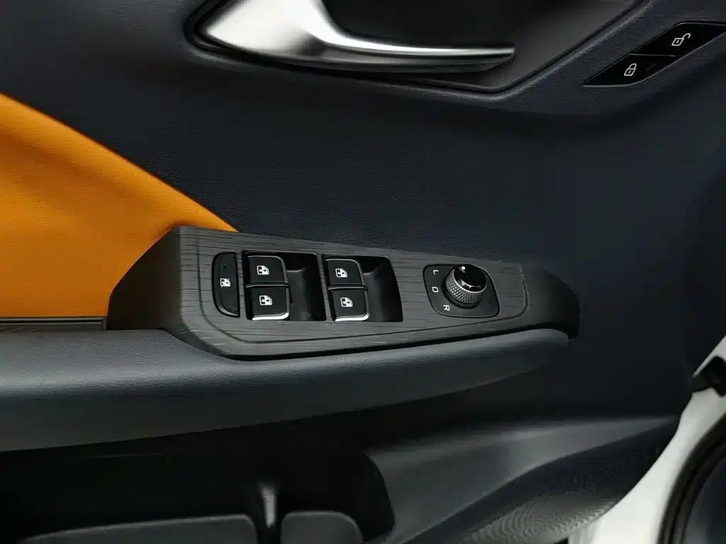 Bestune NAT 2022 Comfortable Travel Battery Swapping Version 100kW 401km — миниатюра 9