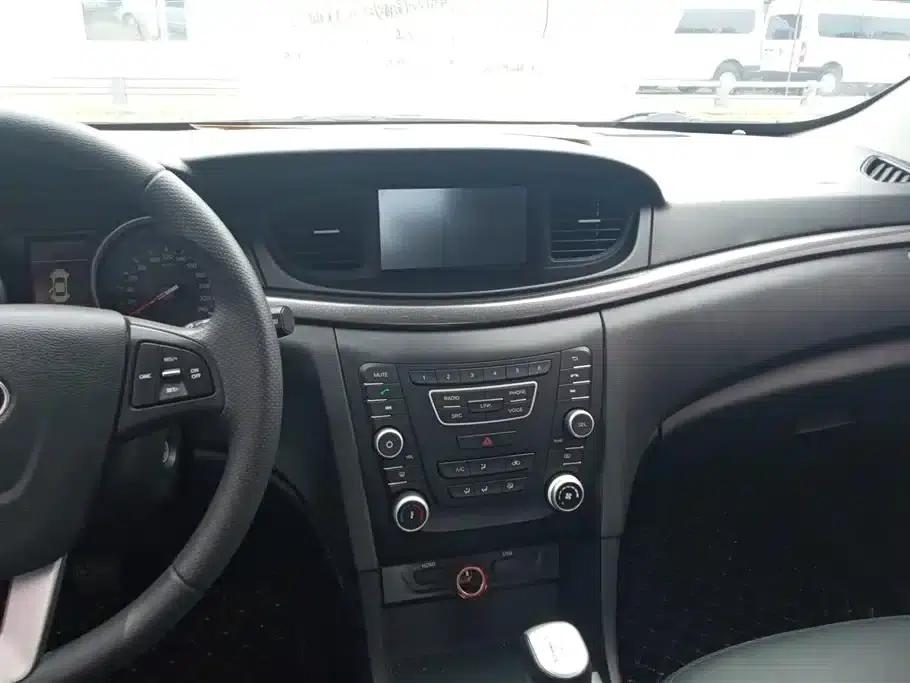 Besturn B50 2016 1.6L Manual Deluxe Edition — миниатюра 13