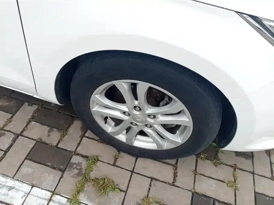 Besturn B50 2016 1.6L Manual Deluxe Edition — миниатюра 6