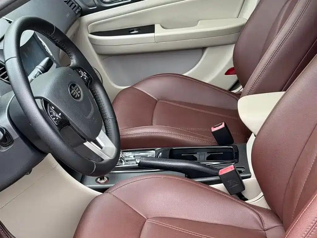 Besturn B50 2013 1.6L Automatic Deluxe Edition — миниатюра 9