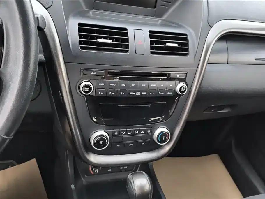 Besturn X80 2015 2.0L Automatic Comfort Model — миниатюра 13