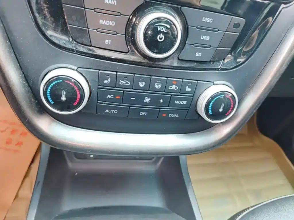 Besturn X80 2015 2.0L Manual Deluxe Edition — миниатюра 13