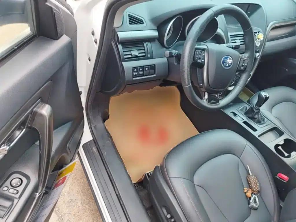 Besturn X80 2015 2.0L Manual Deluxe Edition — миниатюра 16