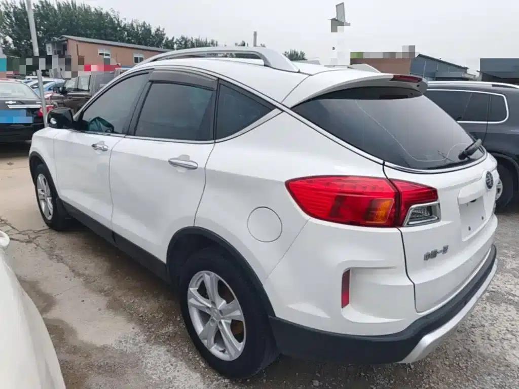 Besturn X80 2015 2.0L Manual Deluxe Edition — миниатюра 5