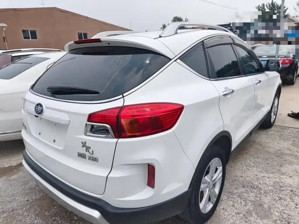 Besturn X80 2015 2.0L Manual Deluxe Edition — миниатюра 7
