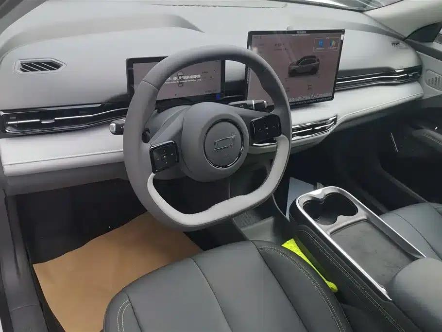 Yueyi 03 2025 Model 445km Heartfelt Edition — миниатюра 12