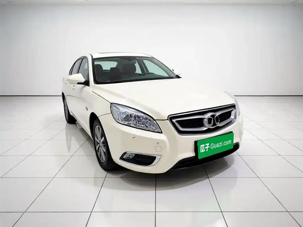 2014 Senova D50 1.5L CVT Standard Edition — миниатюра 3