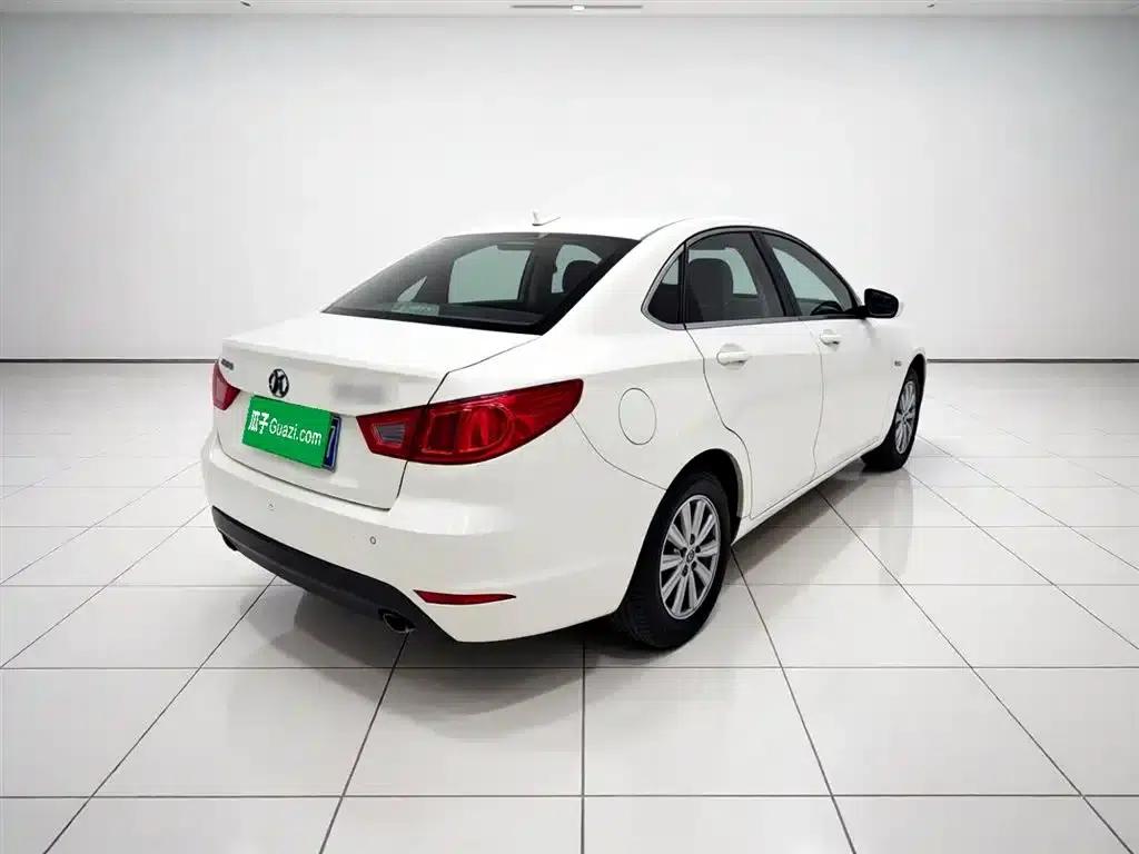 2014 Senova D50 1.5L CVT Standard Edition — миниатюра 6