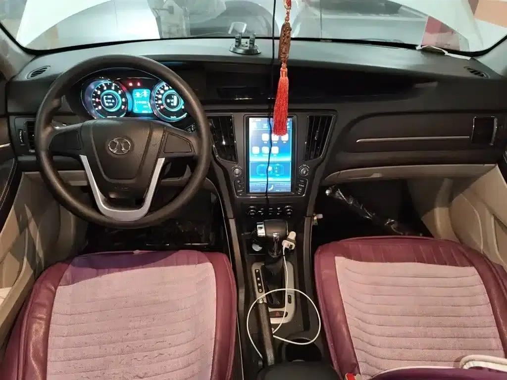 2014 Senova D50 1.5L CVT Standard Edition — миниатюра 10