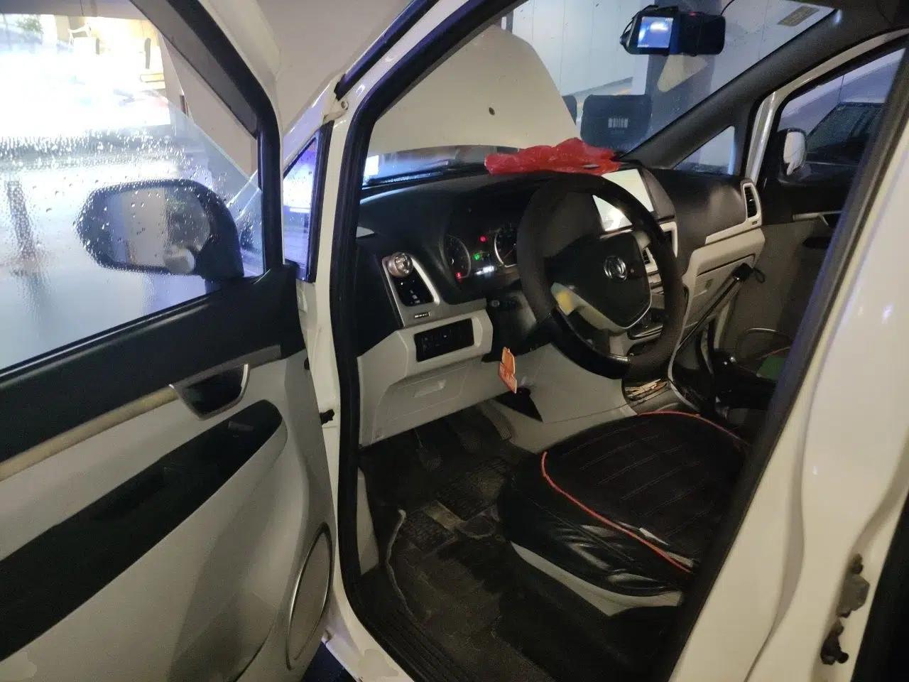 Dongfeng Shuaike 2016 1.5L Manual Comfort Model — миниатюра 16