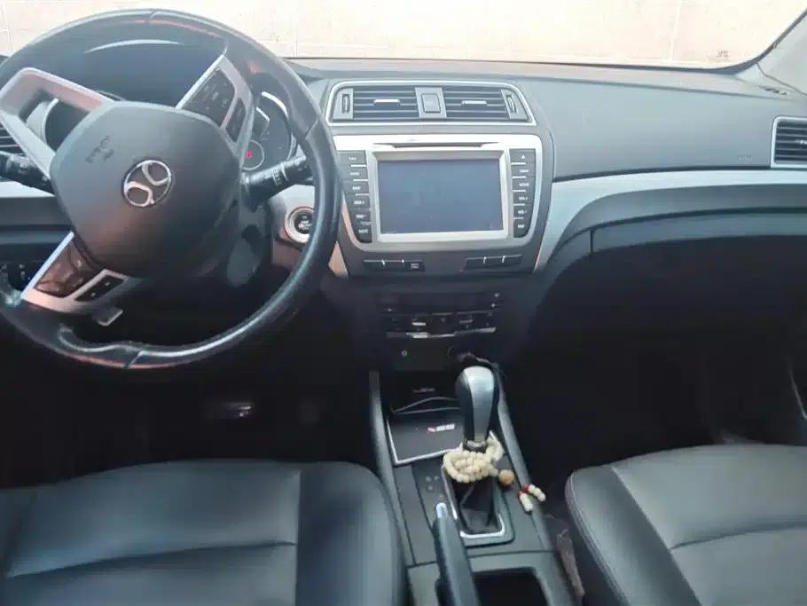 2015 Senova X65 2.0T Automatic Elite — миниатюра 12