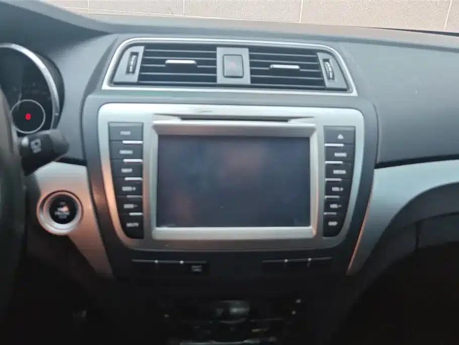 2015 Senova X65 2.0T Automatic Elite — миниатюра 13