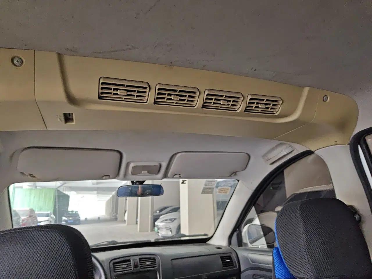 Dongfeng Fengon 330 2014 1.5L Manual Utility Version DK15 — миниатюра 18