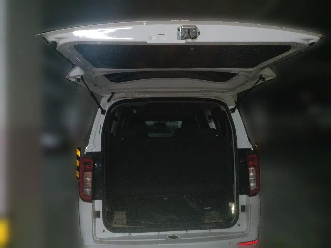 Dongfeng Fengon 380 2022 1.5L Comfort-Class Passenger Vehicle (Spiral Spring) – 7 Seats — миниатюра 19