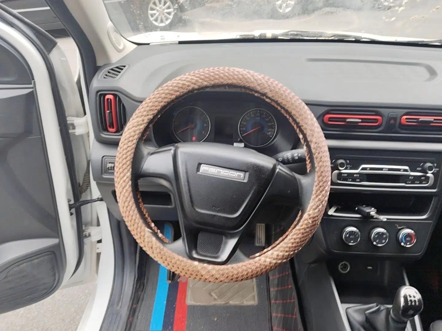 Dongfeng Fengon 380 2022 1.5L Standard Edition 7-Seater Passenger Vehicle — миниатюра 13