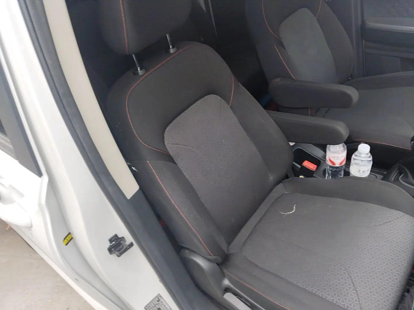Dongfeng Fengon 380 2022 1.5L Standard Edition 7-Seater Passenger Vehicle — миниатюра 19