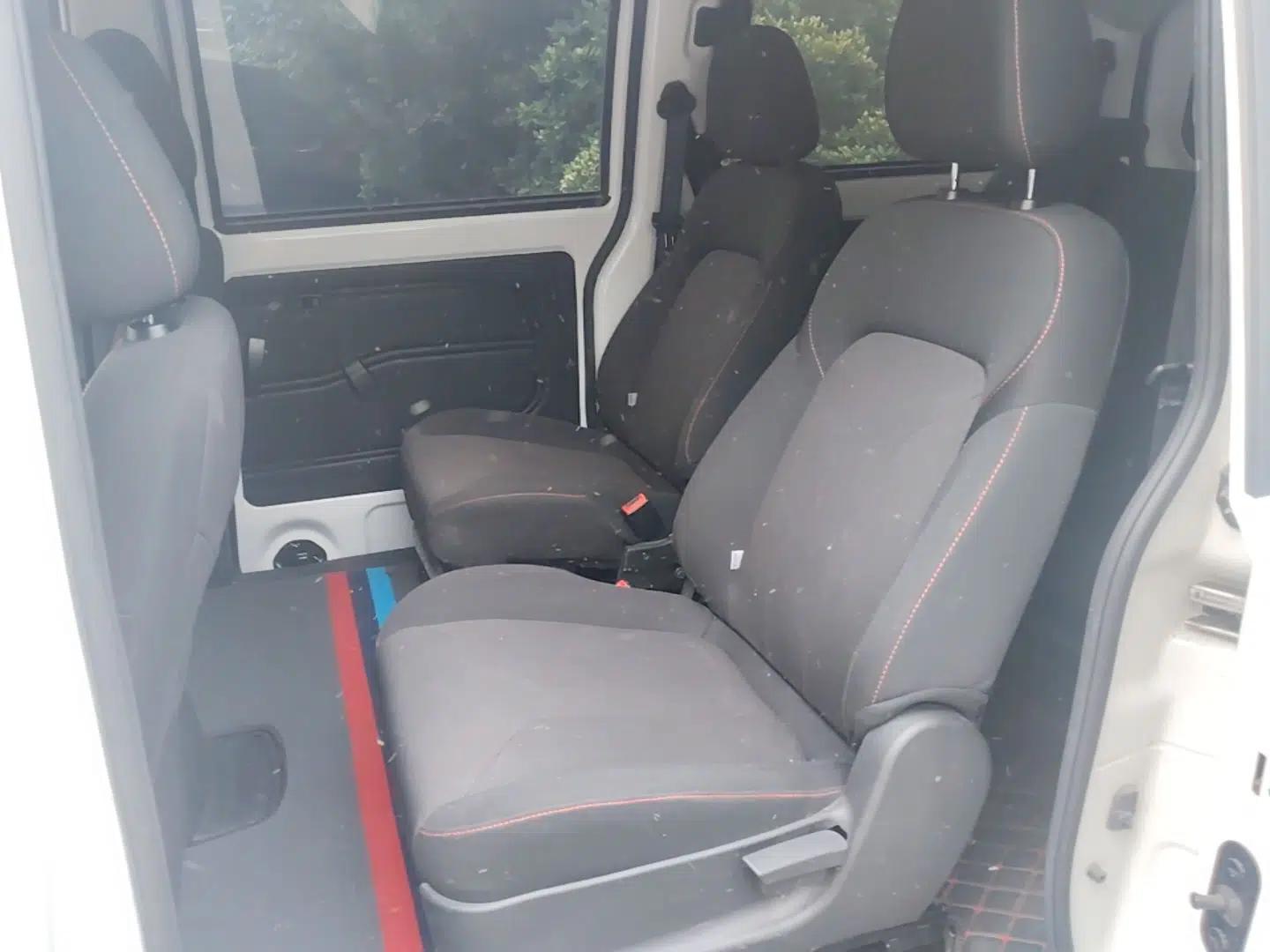 Dongfeng Fengon 380 2022 1.5L Standard Edition 7-Seater Passenger Vehicle — миниатюра 20