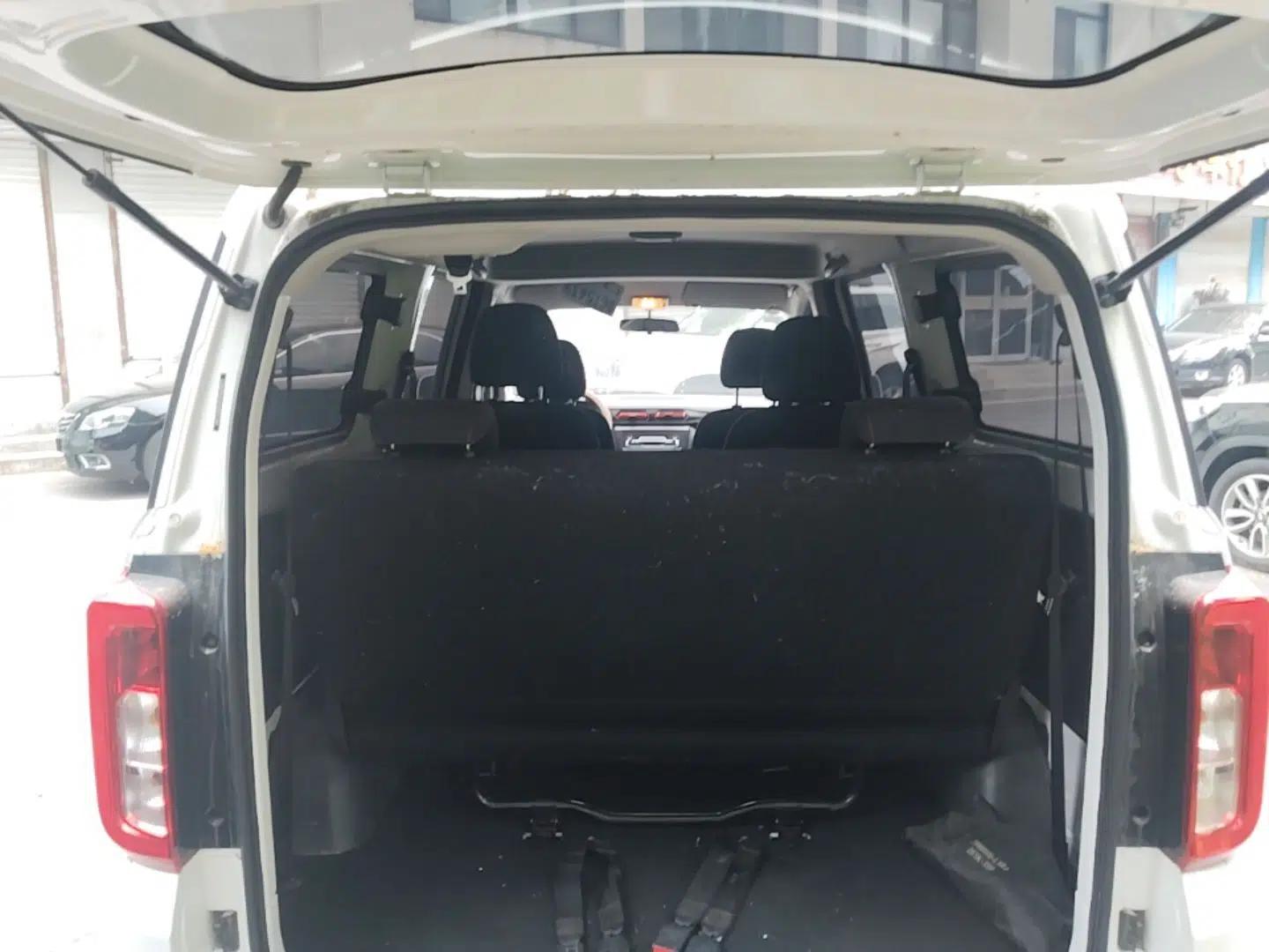 Dongfeng Fengon 380 2022 1.5L Standard Edition 7-Seater Passenger Vehicle — миниатюра 22