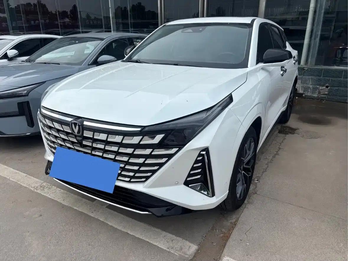 Changan UNI-Z New Energy 2024 Blue Whale Smart Electric iDD 125km Excellent Edition — миниатюра 1