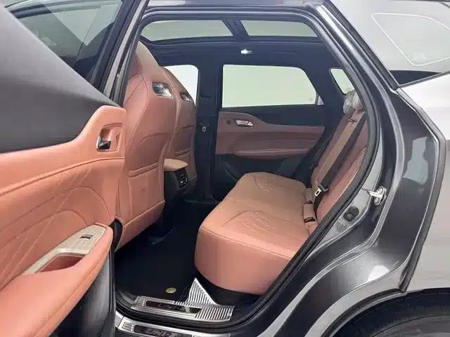 Changan UNI-Z New Energy 2024 Blue Whale Smart Electric iDD 125km Excellent Edition — миниатюра 7