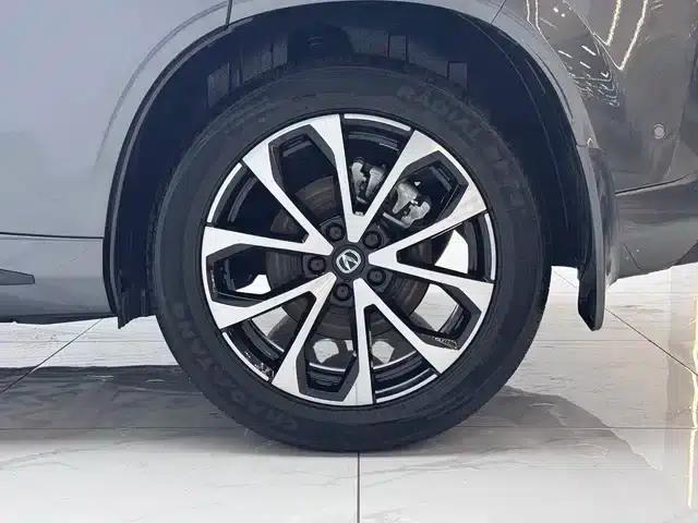 Changan UNI-Z New Energy 2024 Blue Whale Smart Electric iDD 125km Excellent Edition — миниатюра 9