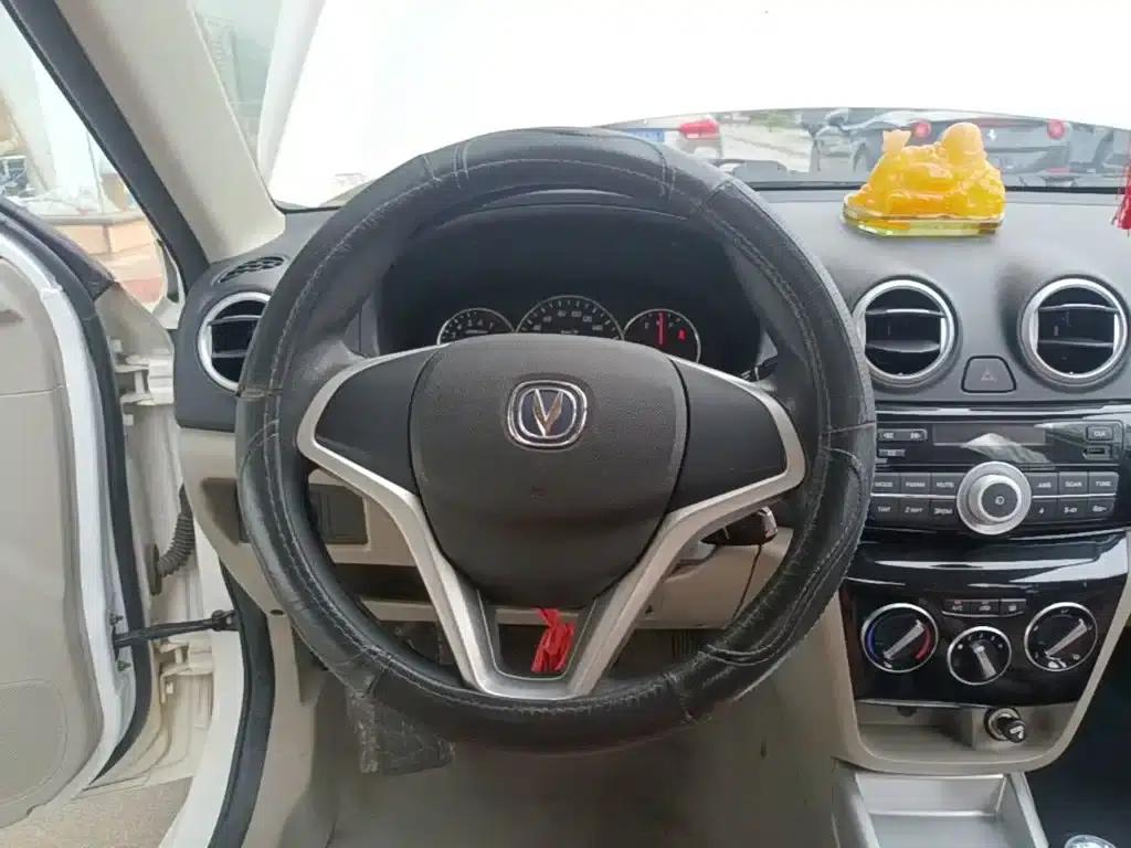 Yuexiang V3 2015 1.4L Manual Comfort Edition (National V Emission Standard) — миниатюра 11