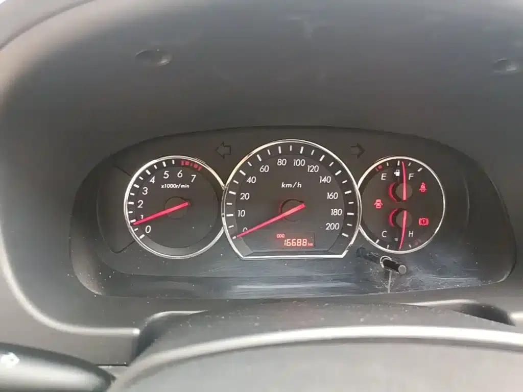 Yuexiang V3 2015 1.4L Manual Comfort Edition (National V Emission Standard) — миниатюра 12