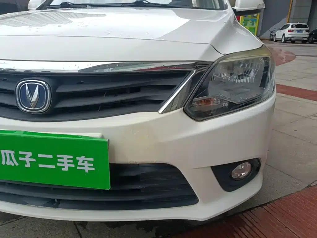 Yuexiang V3 2015 1.4L Manual Comfort Edition (National V Emission Standard) — миниатюра 24