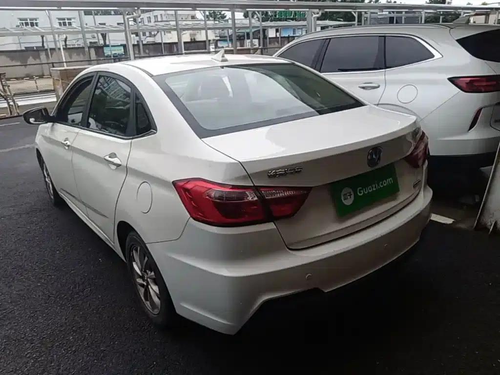 Yuexiang V7 2016 1.6L Automatic Enjoyment Edition (National V Emission Standard) — миниатюра 5