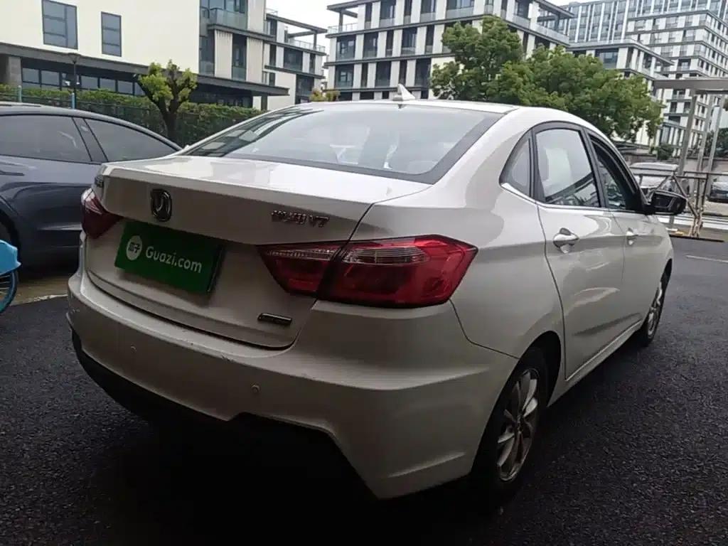 Yuexiang V7 2016 1.6L Automatic Enjoyment Edition (National V Emission Standard) — миниатюра 7