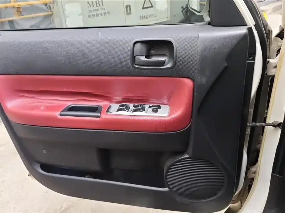 Great Wall M2 2012 1.5L CVT Urban Edition — миниатюра 7