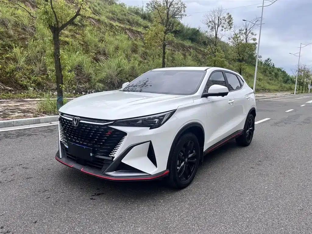 Changan Oushang X5 PLUS 2023 Facelift 1.5T DCT Navigator Edition — миниатюра 1