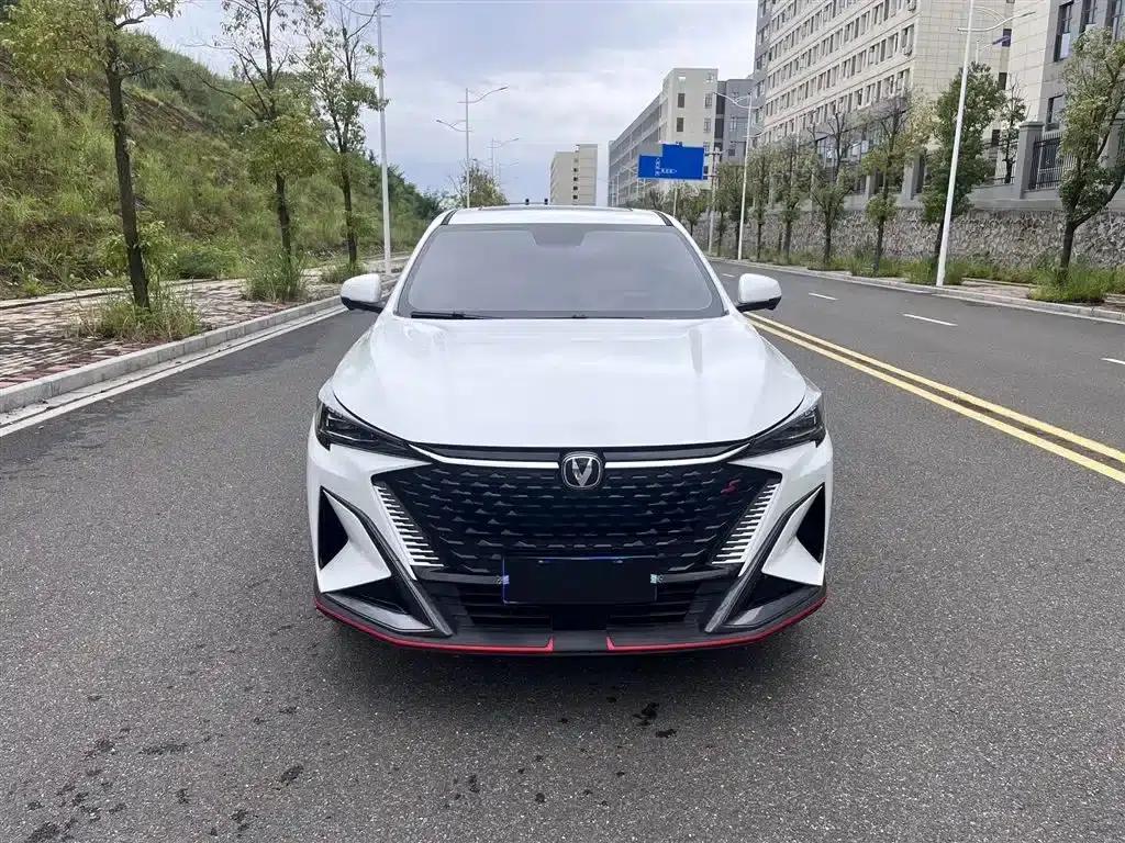 Changan Oushang X5 PLUS 2023 Facelift 1.5T DCT Navigator Edition — миниатюра 2