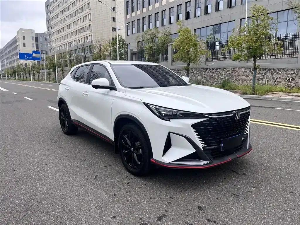 Changan Oushang X5 PLUS 2023 Facelift 1.5T DCT Navigator Edition — миниатюра 3