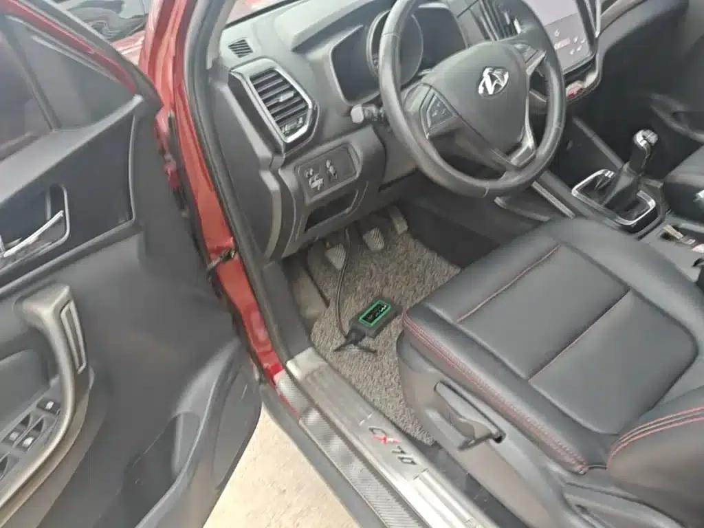 Changan Oushang CX70 2016 1.6L Manual Comfort Model — миниатюра 16