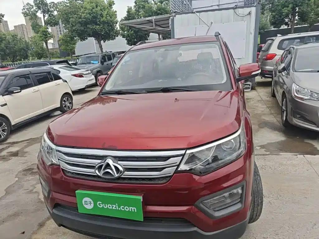 Changan Oushang CX70 2016 1.6L Manual Comfort Model — миниатюра 3