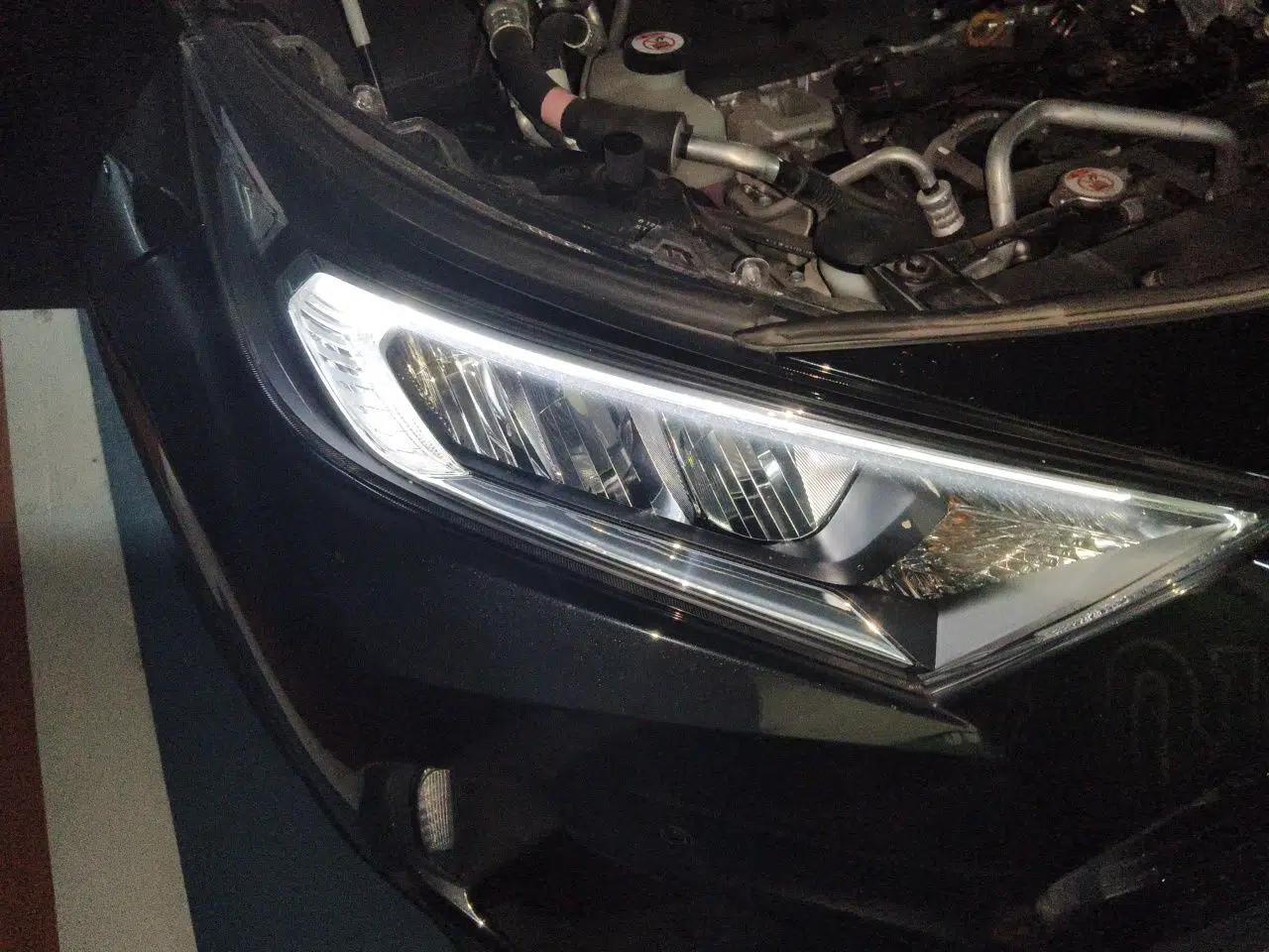 Toyota RAV4 Rongfang Plug-in Hybrid 2021 2.5L Two-Wheel Drive Elite Pro — миниатюра 7