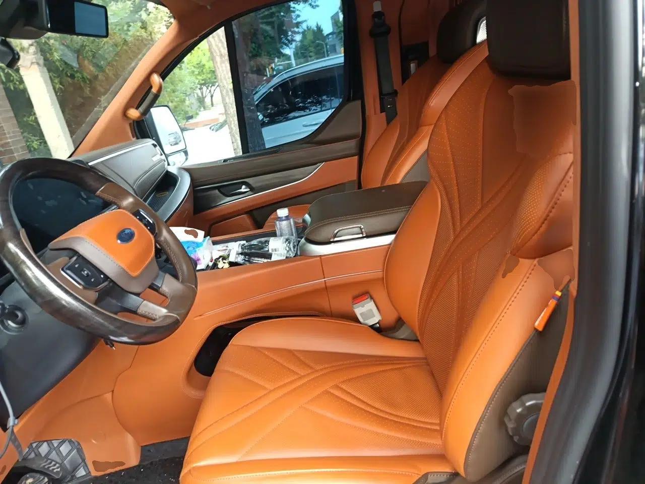 Ford Tourneo Custom 2025 Jun Tian Watson Wilford Black Warrior 2.0 Automatic Two‑Wheel Drive Seven‑Seater (Compact Dedicated Passenger Van) — миниатюра 15