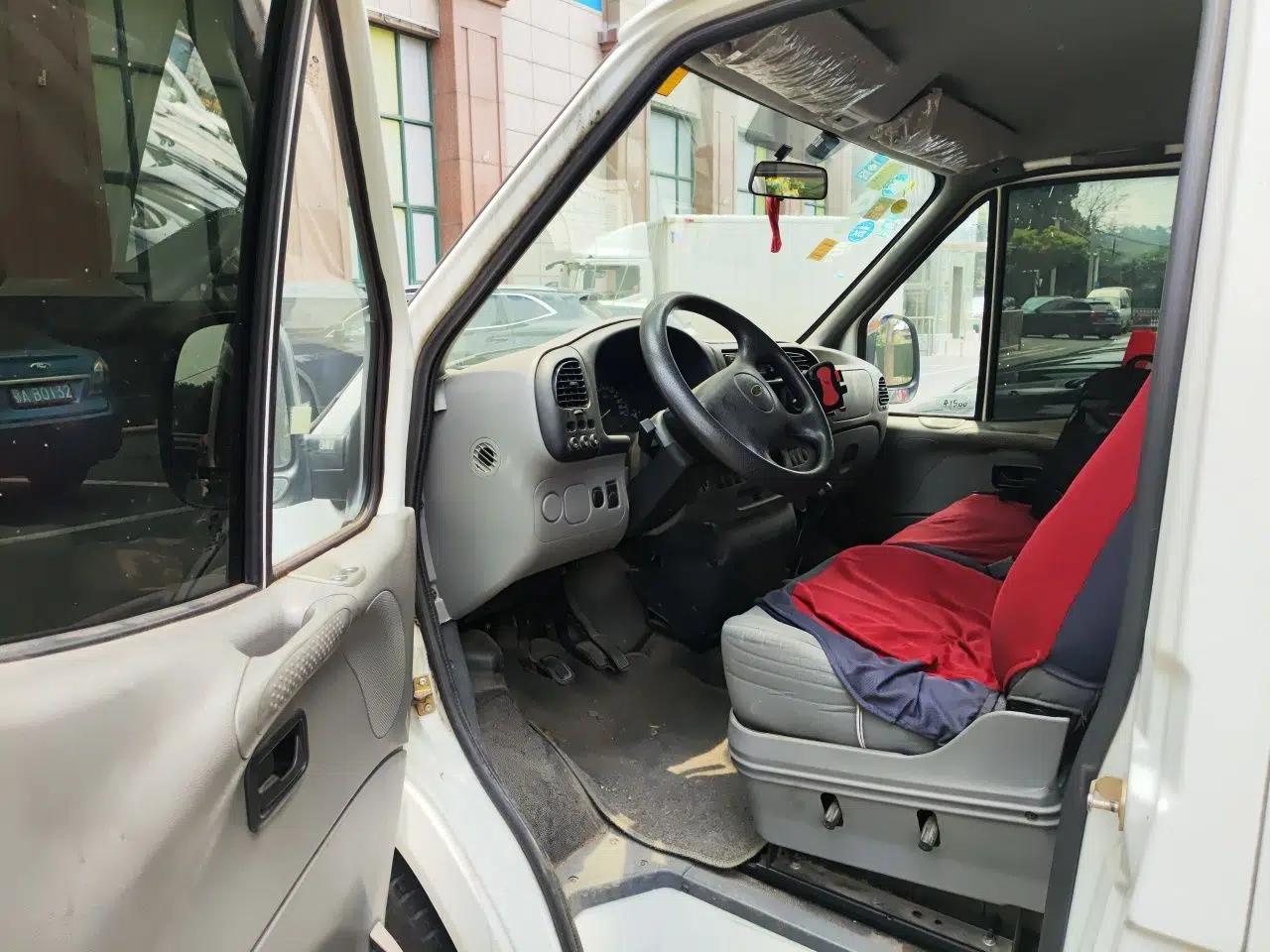 Ford Classic Transit 2009 2.8T Diesel Standard Version Short Wheelbase Mid-Roof JX493ZLQ3 — миниатюра 16