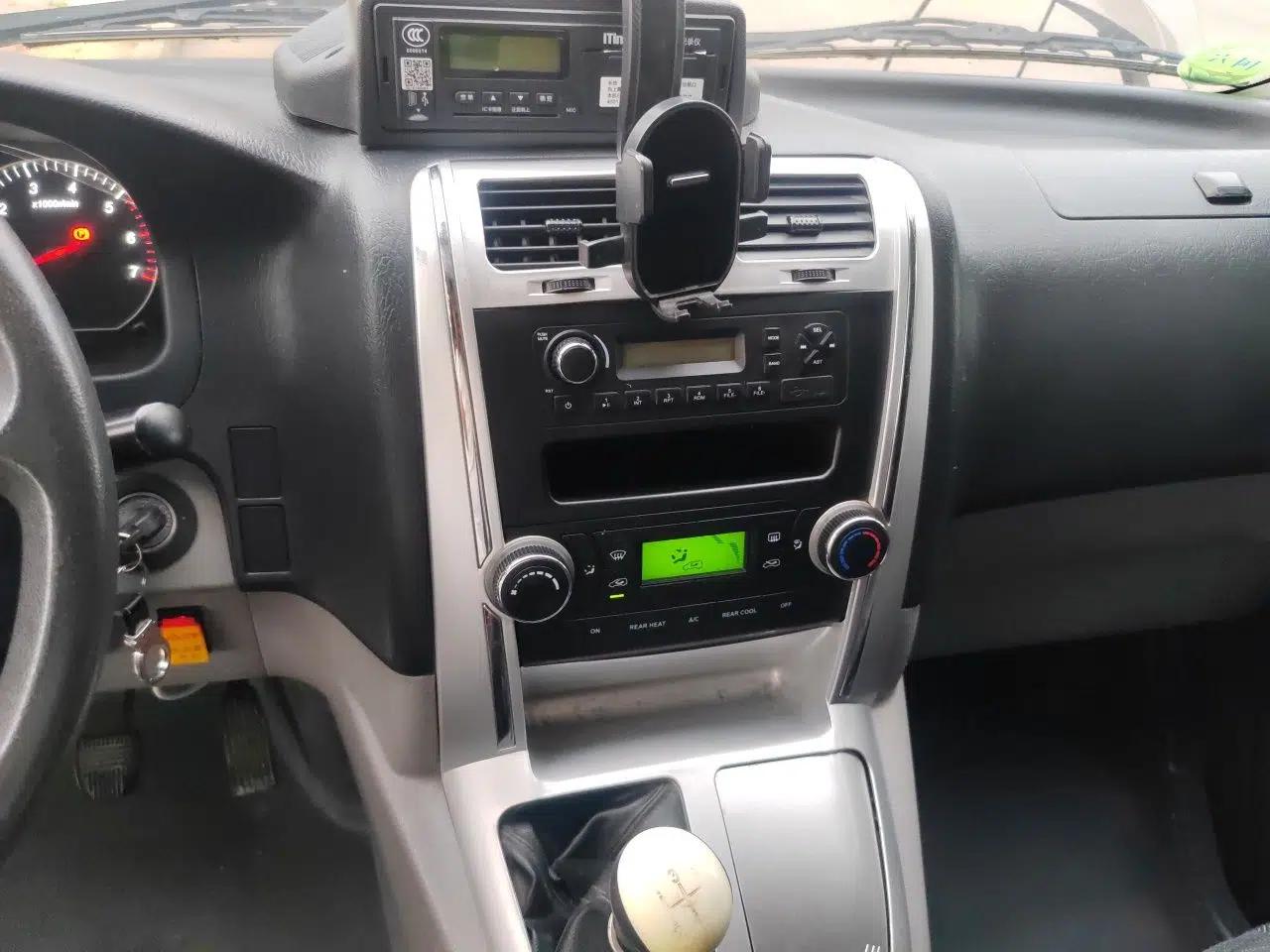 Foton MP-X E Manual‑shift 10‑seat standard mid‑size passenger bus — миниатюра 13