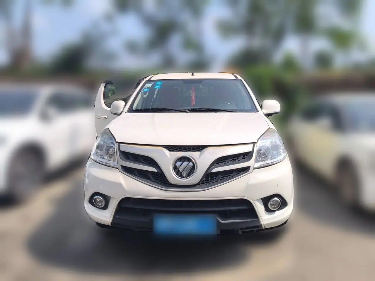 Foton Tunland 2016 2.8T E5 Two-Wheel-Drive Comfort Version Long Wheelbase 4J28TC2 — миниатюра 2