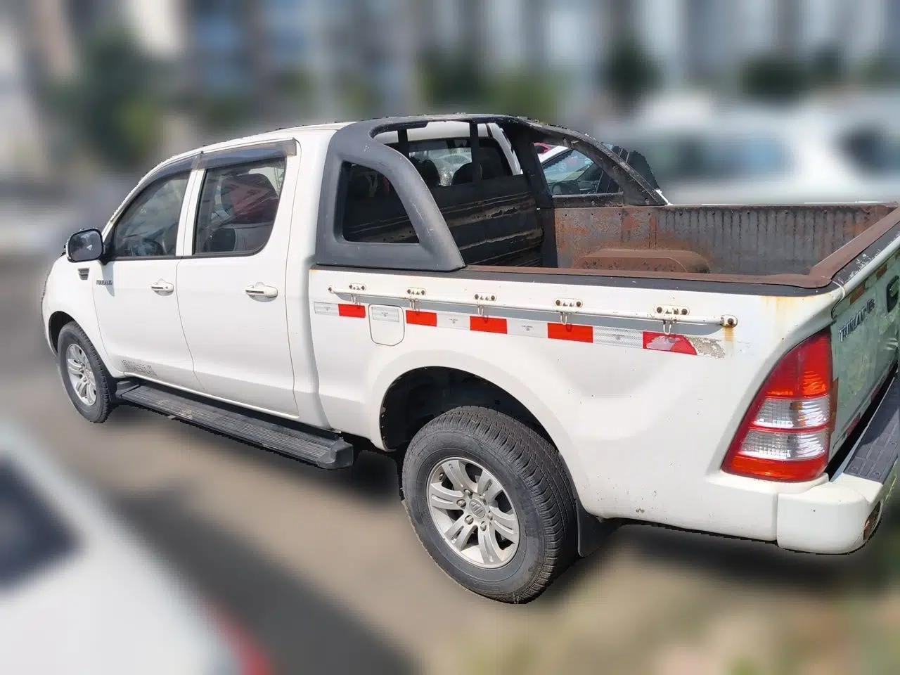 Foton Tunland 2016 2.8T E5 Two-Wheel-Drive Comfort Version Long Wheelbase 4J28TC2 — миниатюра 4