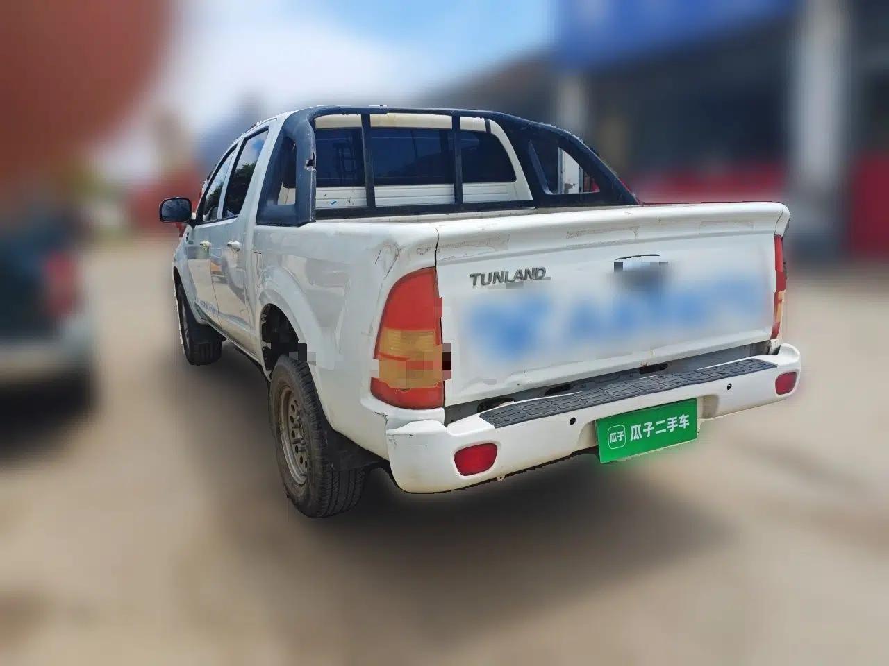 Foton Tunland 2013 2.4L Gasoline Two-Wheel Drive Champion Edition 4G69 — миниатюра 4