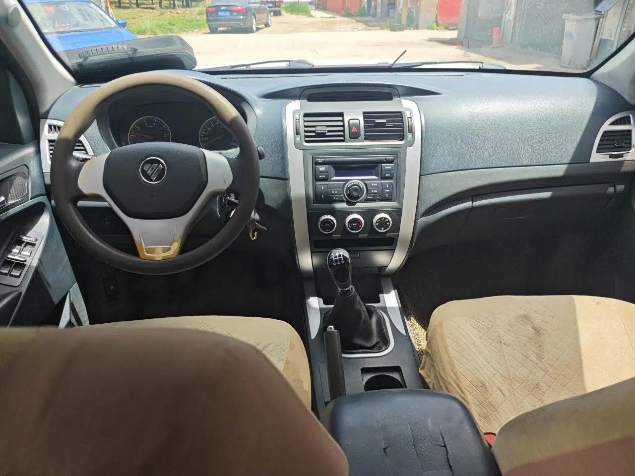Foton Tunland 2013 2.4L Gasoline Two-Wheel Drive Champion Edition 4G69 — миниатюра 9