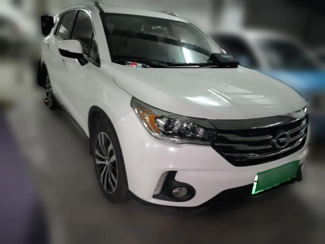 GAC Trumpchi GS4 New Energy 2017 1.5L PHEV Smart Enjoyment Edition — миниатюра 3