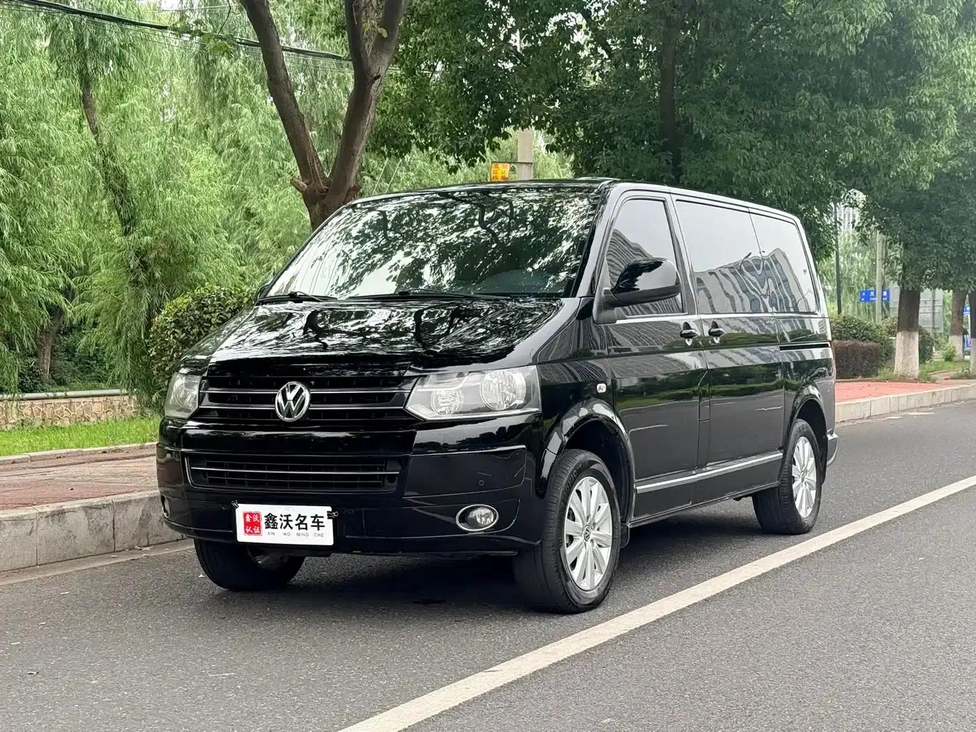 Multivan 2012 2.0TSI 2WD Business Edition — миниатюра 1