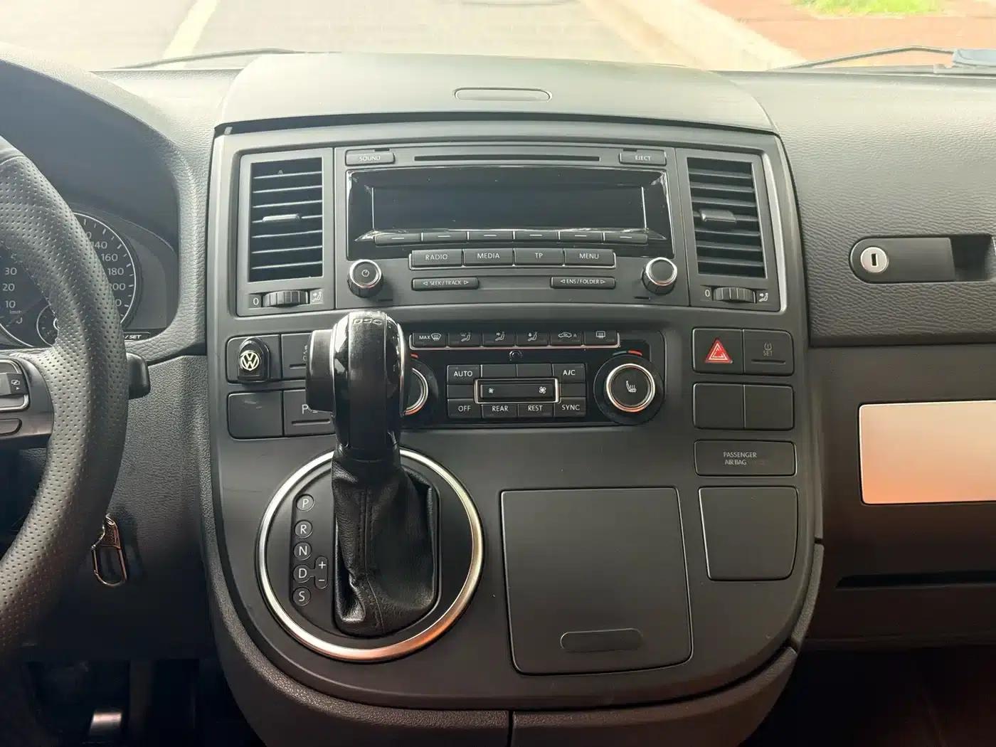 Multivan 2012 2.0TSI 2WD Business Edition — миниатюра 9