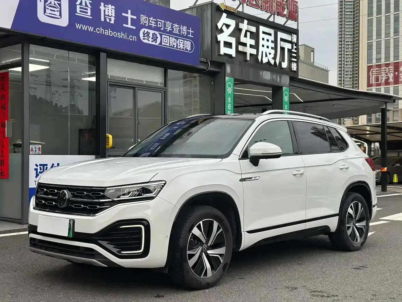 Tayron GTE 2020 1.4T Premium Edition — миниатюра 1
