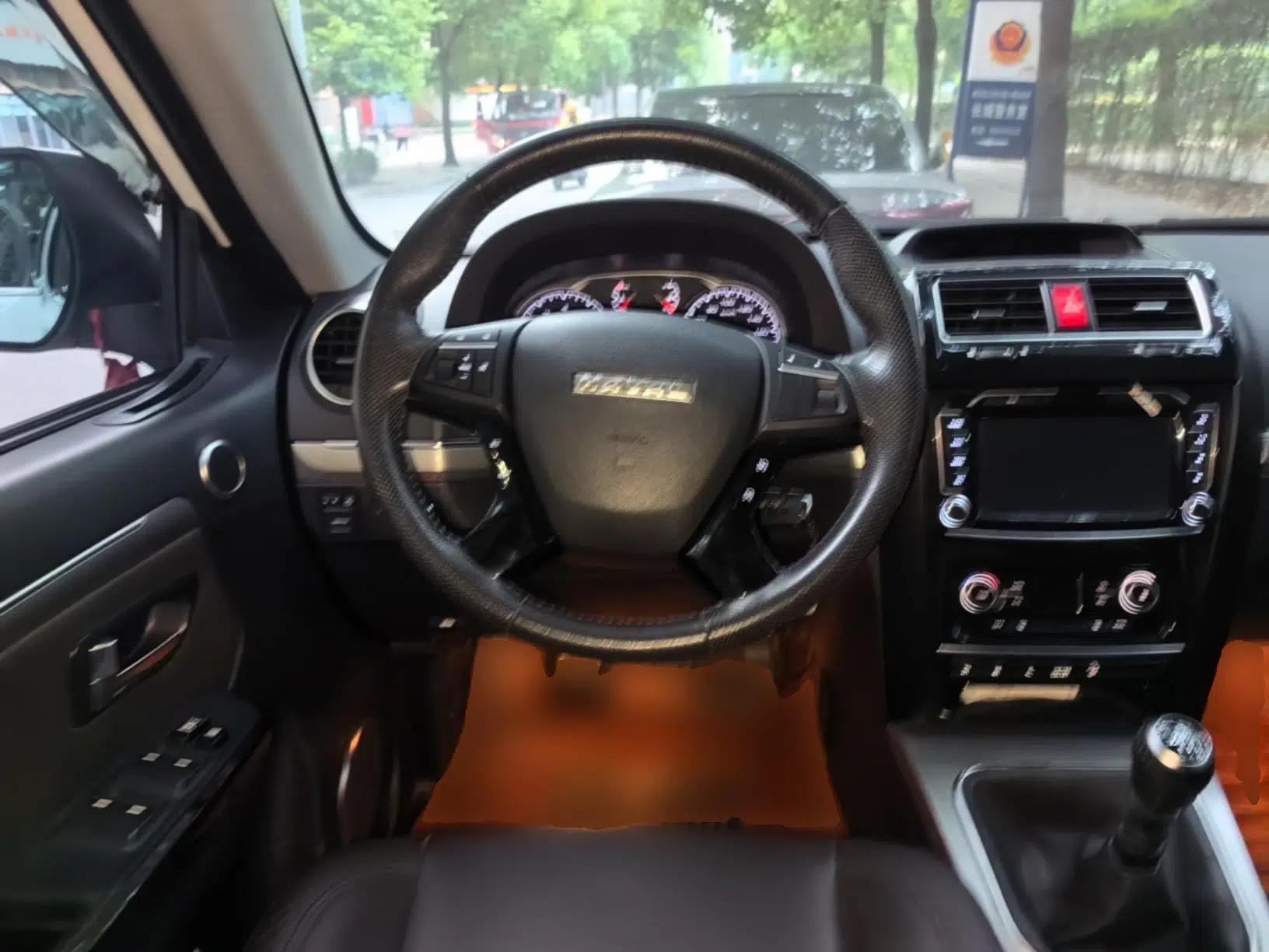 Haval H5 Classic 2016 Classic Edition 2.0T Manual 4x4 Prestige Model — миниатюра 10